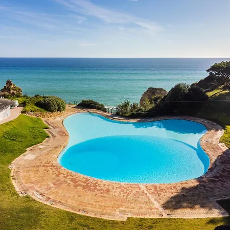 شقة Prainha 2br | Pool & Access